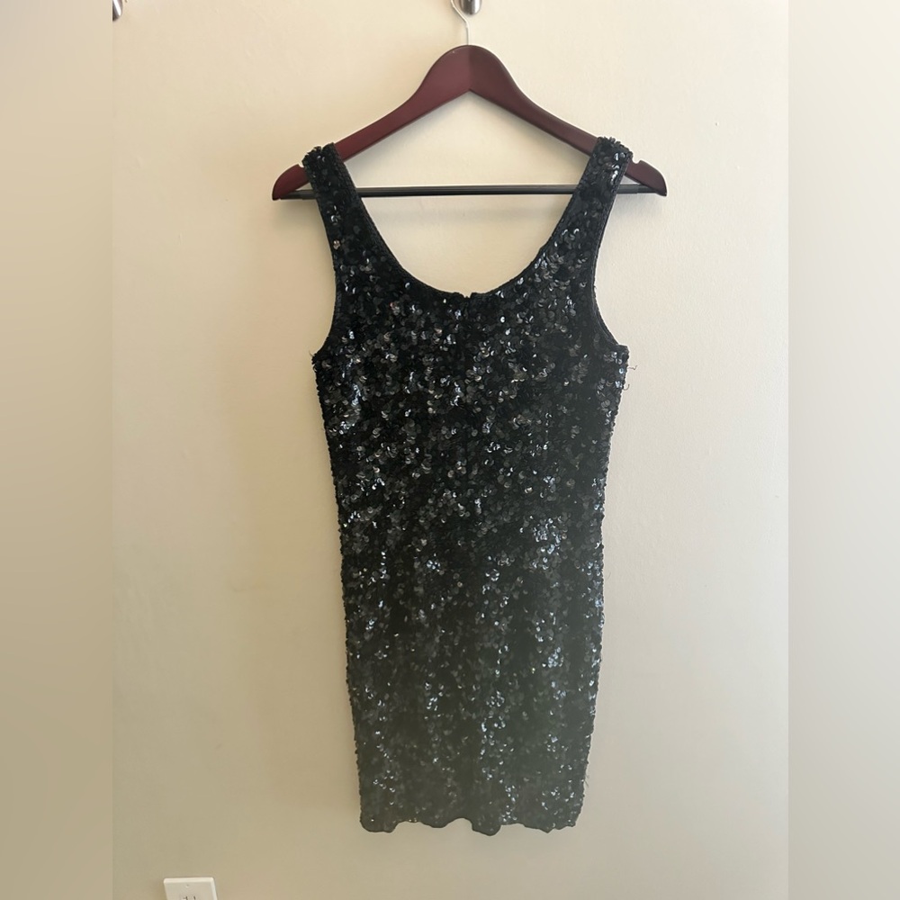 Brand Badge - Black Sleeveless , Neckline: Round Neck, Closure: Zip Wide Strap
